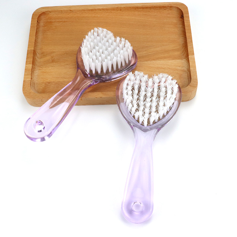 How Does a Plastic Nail Brush Improve Everyday Hand and Nail Cleaning?