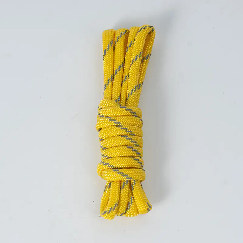 How Does Polyester Paracord Deliver Reliable Performance for Outdoor Applications?